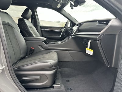 2027 Jeep Grand Cherokee GRAND CHEROKEE L LAREDO ALTITUDE 4X4
