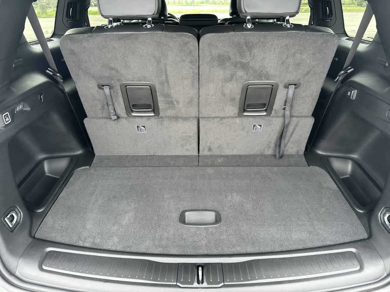 2027 Jeep Grand Cherokee GRAND CHEROKEE L LAREDO ALTITUDE 4X4