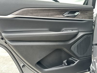 2027 Jeep Grand Cherokee GRAND CHEROKEE L LAREDO ALTITUDE 4X4