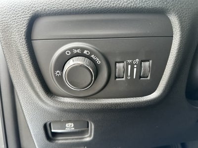 2027 Jeep Grand Cherokee GRAND CHEROKEE L LAREDO ALTITUDE 4X4
