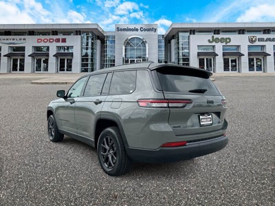 2027 Jeep Grand Cherokee GRAND CHEROKEE L LAREDO ALTITUDE 4X4