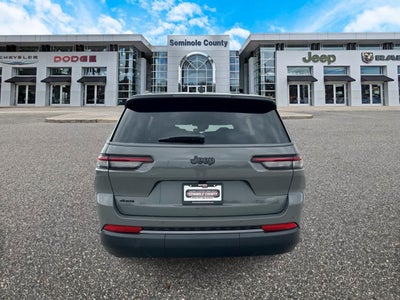2027 Jeep Grand Cherokee GRAND CHEROKEE L LAREDO ALTITUDE 4X4