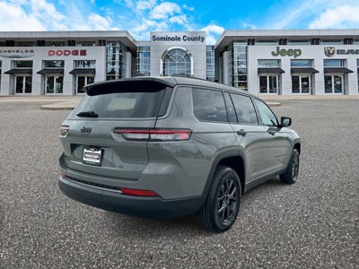 2027 Jeep Grand Cherokee GRAND CHEROKEE L LAREDO ALTITUDE 4X4