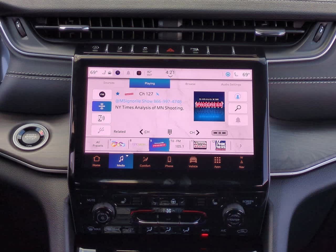 2025 Jeep Grand Cherokee GRAND CHEROKEE L LIMITED 4X4