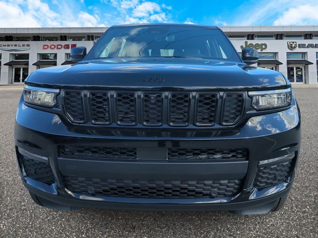 2025 Jeep Grand Cherokee GRAND CHEROKEE L LIMITED 4X4