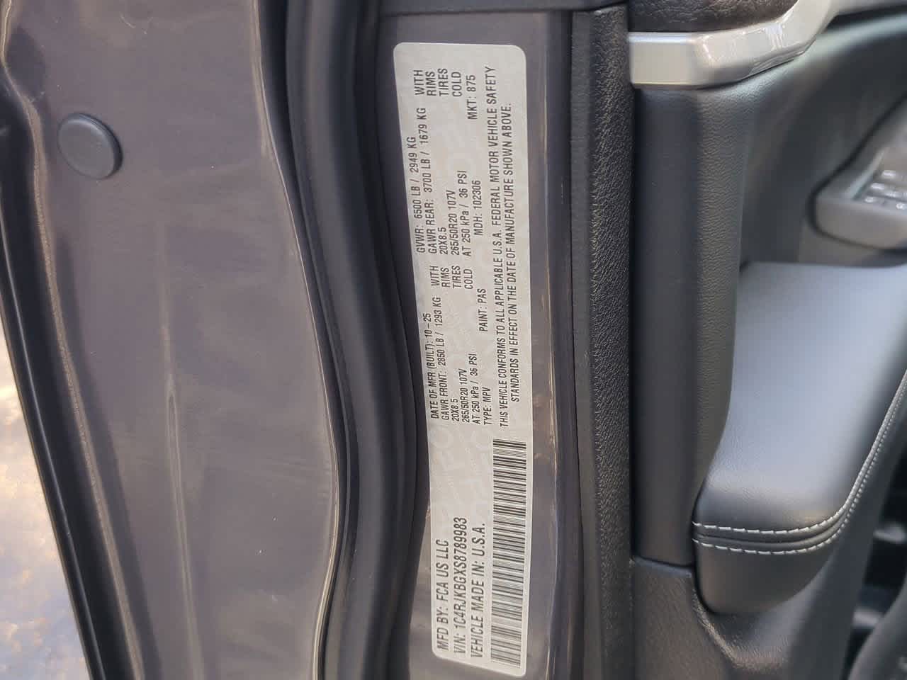 2025 Jeep Grand Cherokee GRAND CHEROKEE L LIMITED 4X4