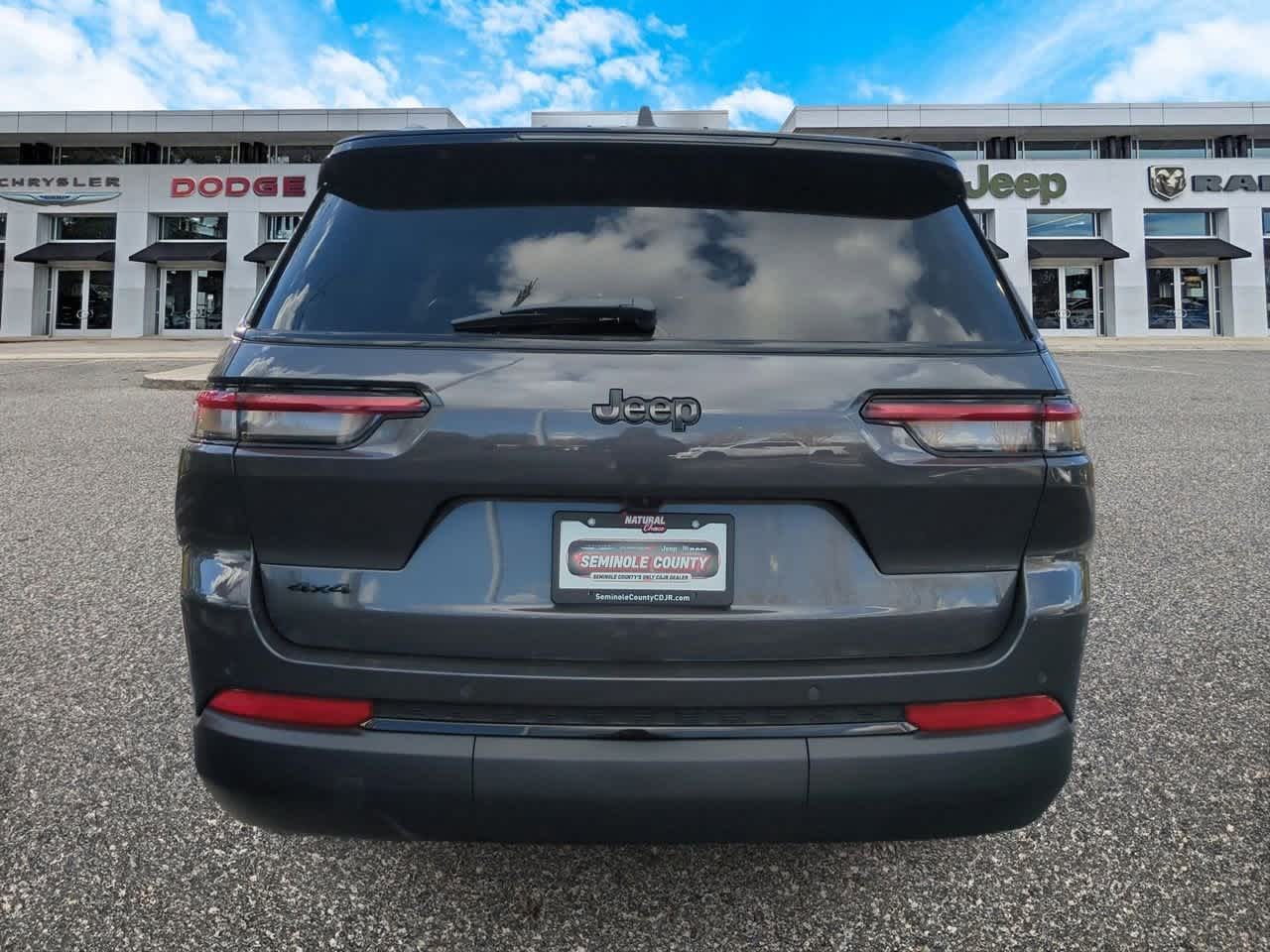 2025 Jeep Grand Cherokee GRAND CHEROKEE L LIMITED 4X4