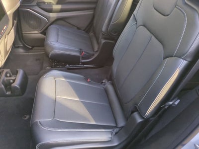 2025 Jeep Grand Cherokee GRAND CHEROKEE L OVERLAND 4X4