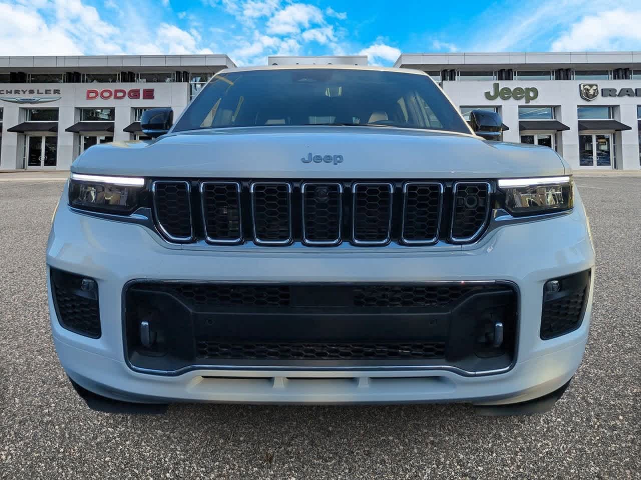 2025 Jeep Grand Cherokee GRAND CHEROKEE L OVERLAND 4X4