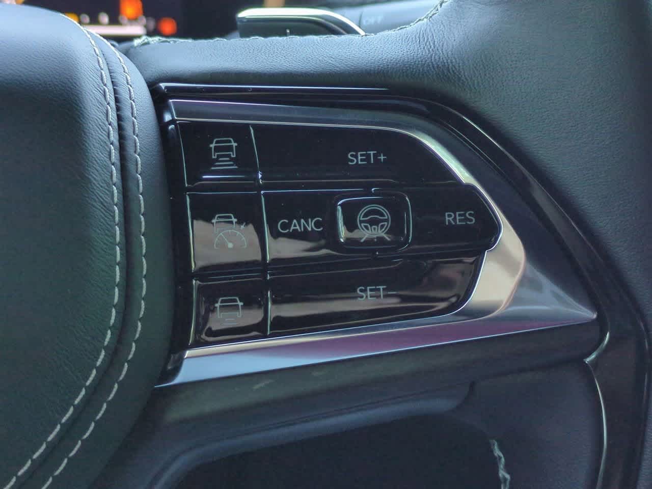 2025 Jeep Grand Cherokee GRAND CHEROKEE L OVERLAND 4X4