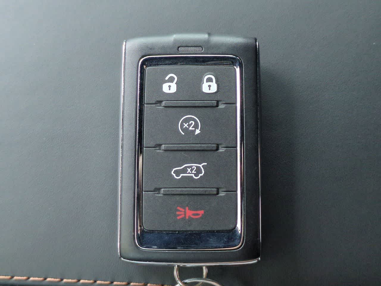 2025 Jeep Grand Cherokee L Summit 4x4