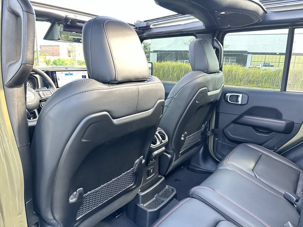 2027 Jeep Wrangler WRANGLER 4-DOOR RUBICON X