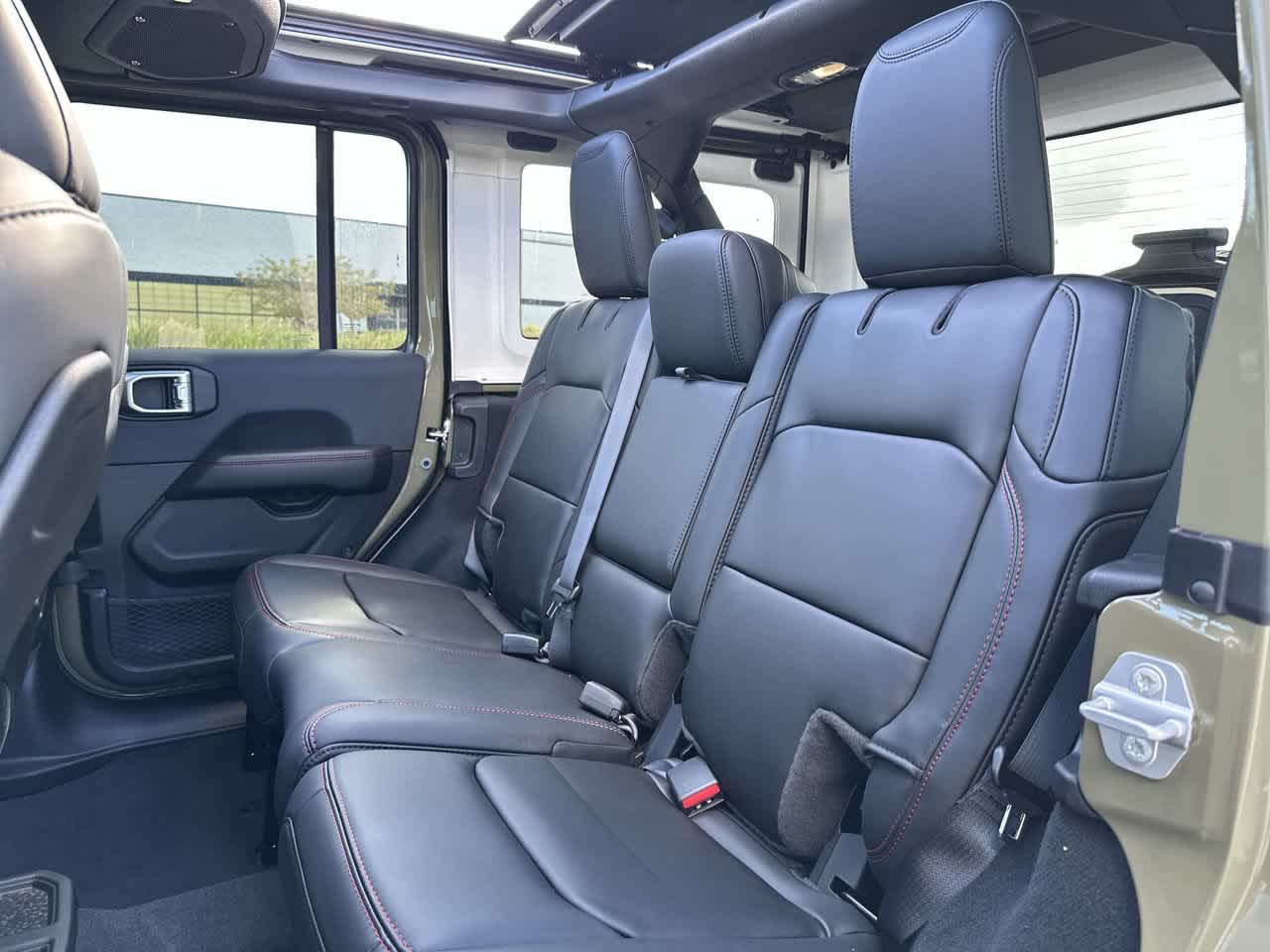 2027 Jeep Wrangler WRANGLER 4-DOOR RUBICON X