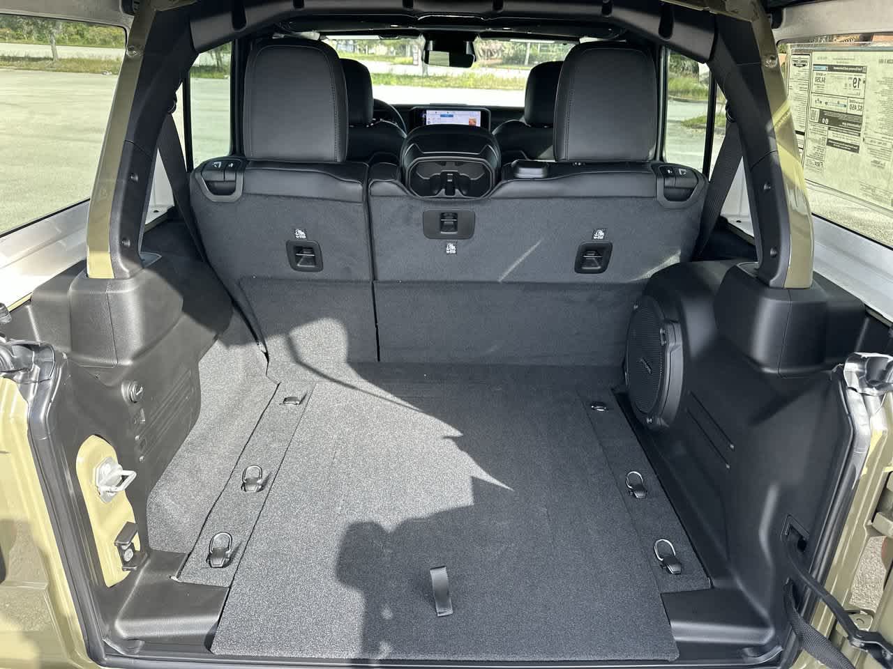 2027 Jeep Wrangler WRANGLER 4-DOOR RUBICON X