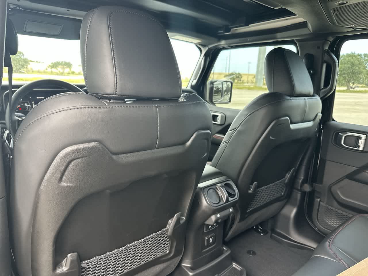 2027 Jeep Wrangler WRANGLER 4-DOOR RUBICON X