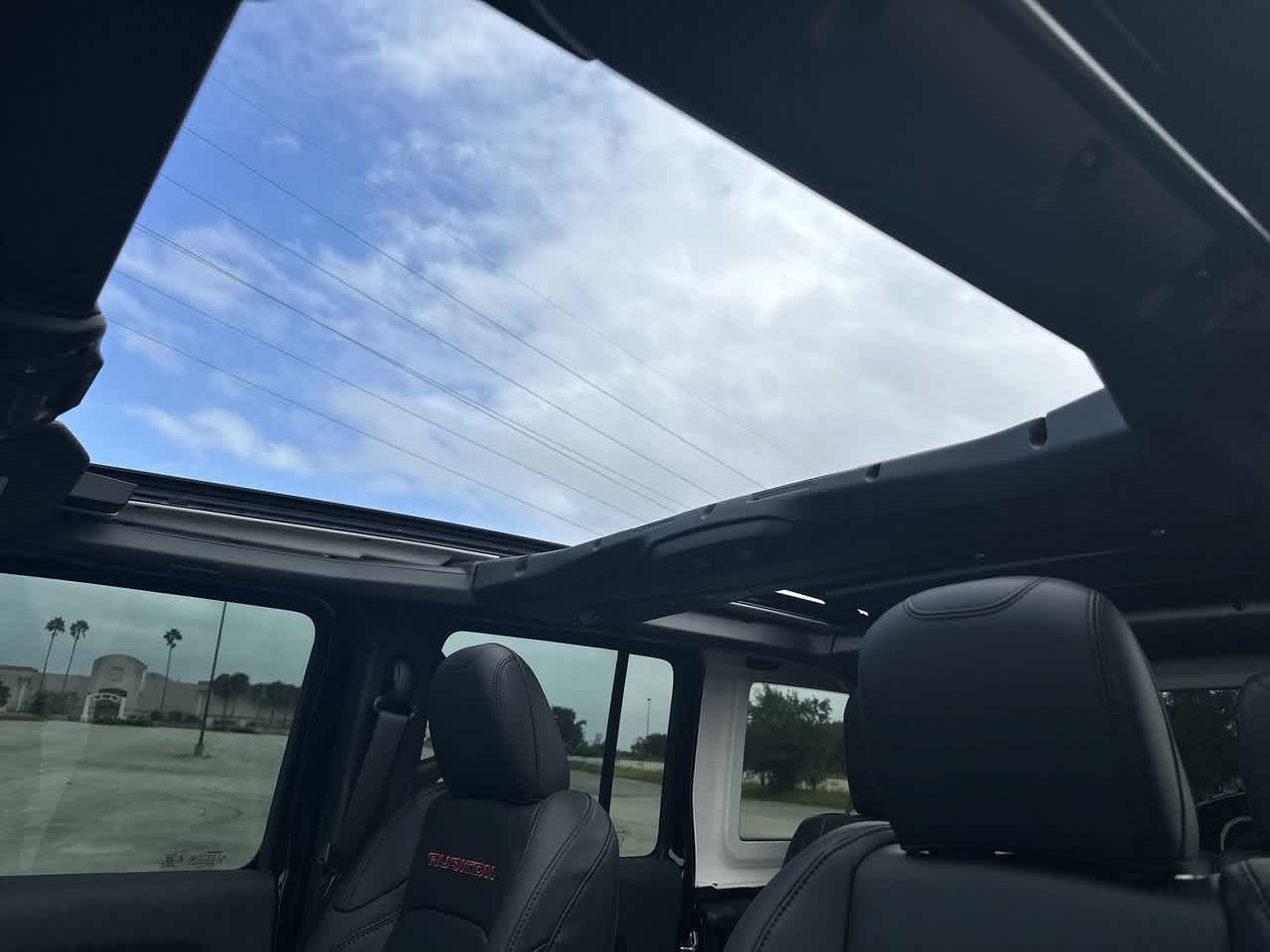 2027 Jeep Wrangler WRANGLER 4-DOOR RUBICON X