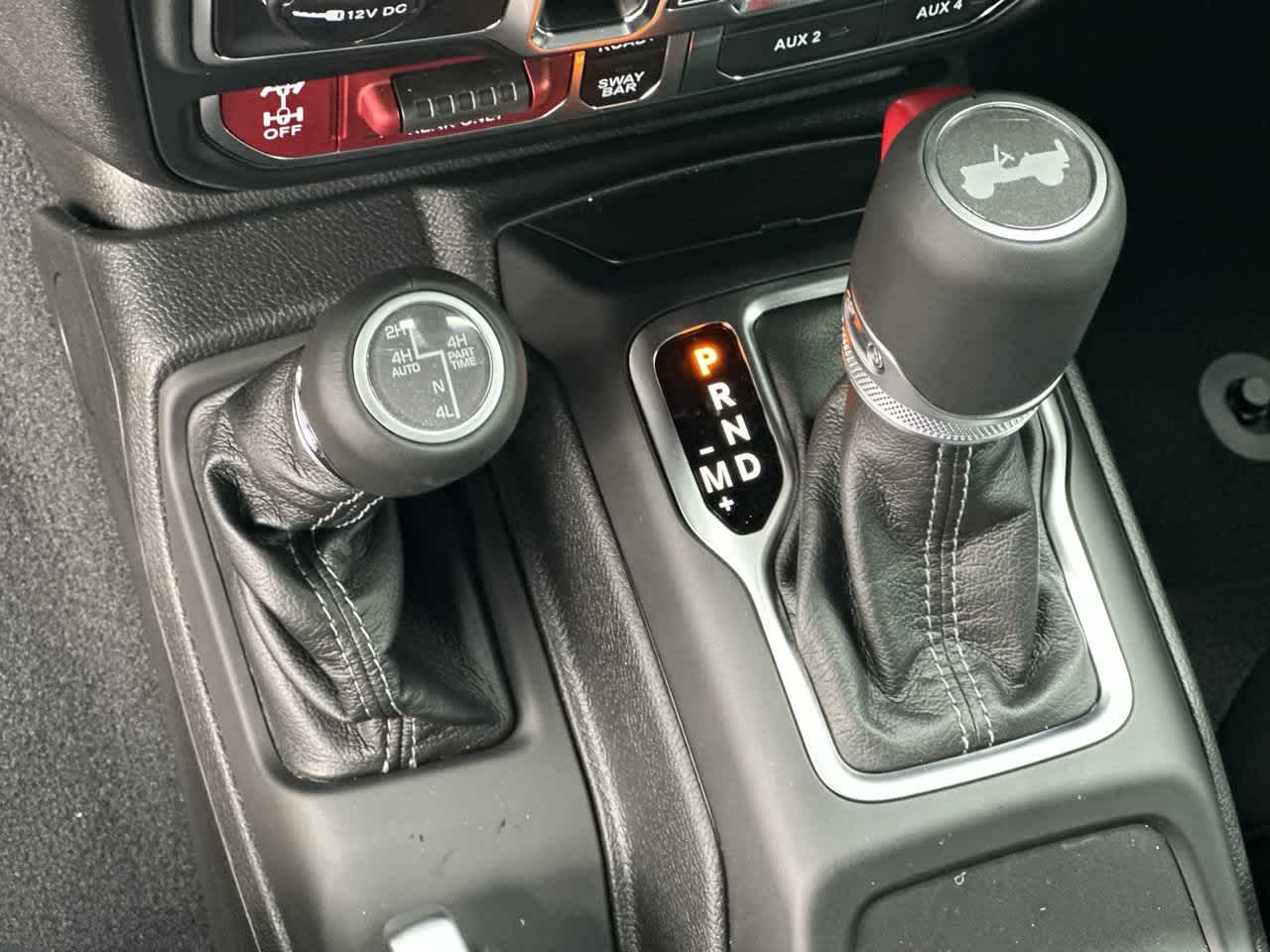 2027 Jeep Wrangler WRANGLER 4-DOOR RUBICON X