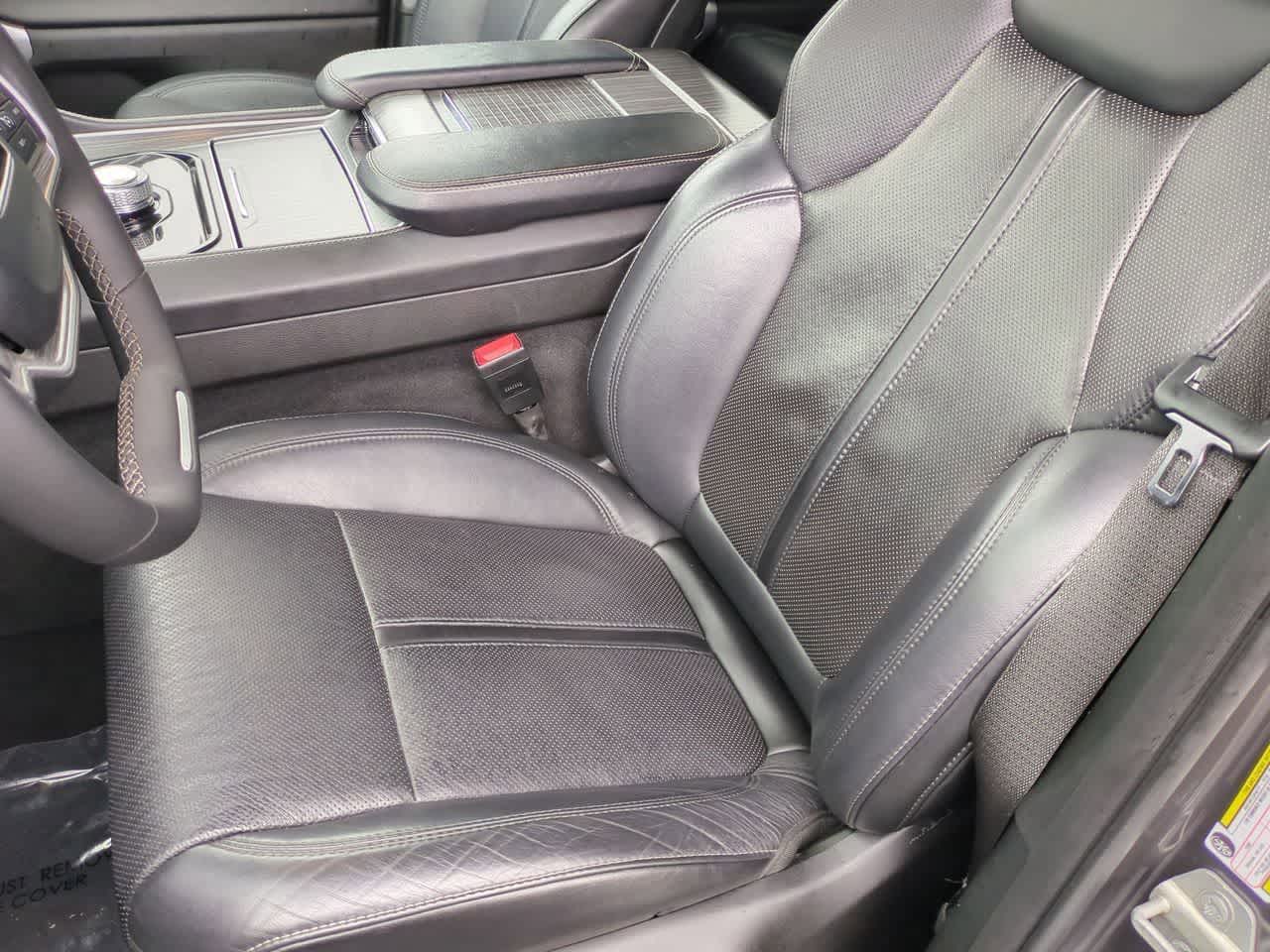 2024 Jeep Wagoneer L Series II 4x2