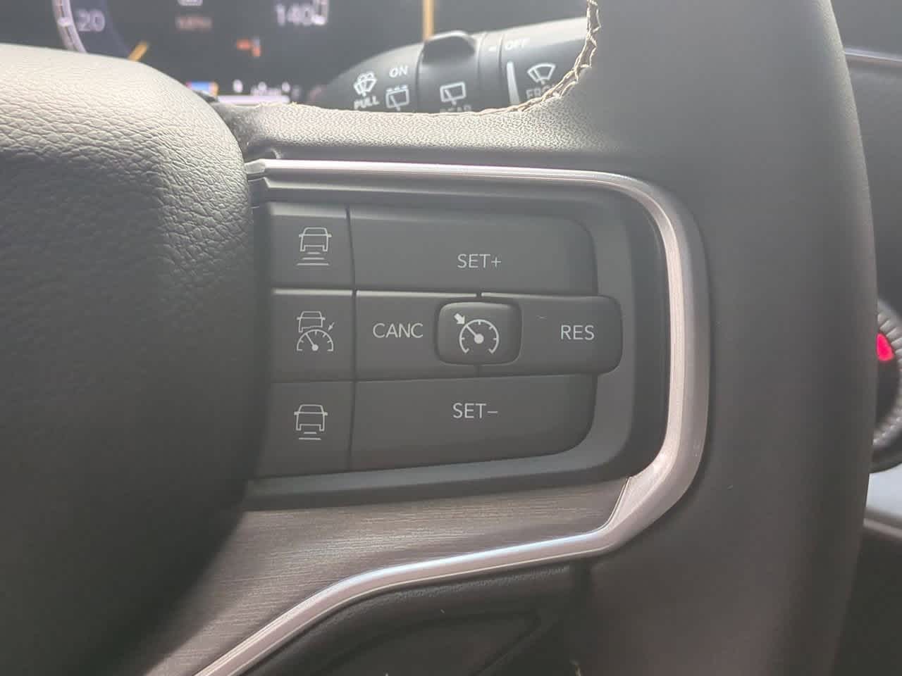 2025 Jeep Wagoneer WAGONEER CARBIDE 4X4