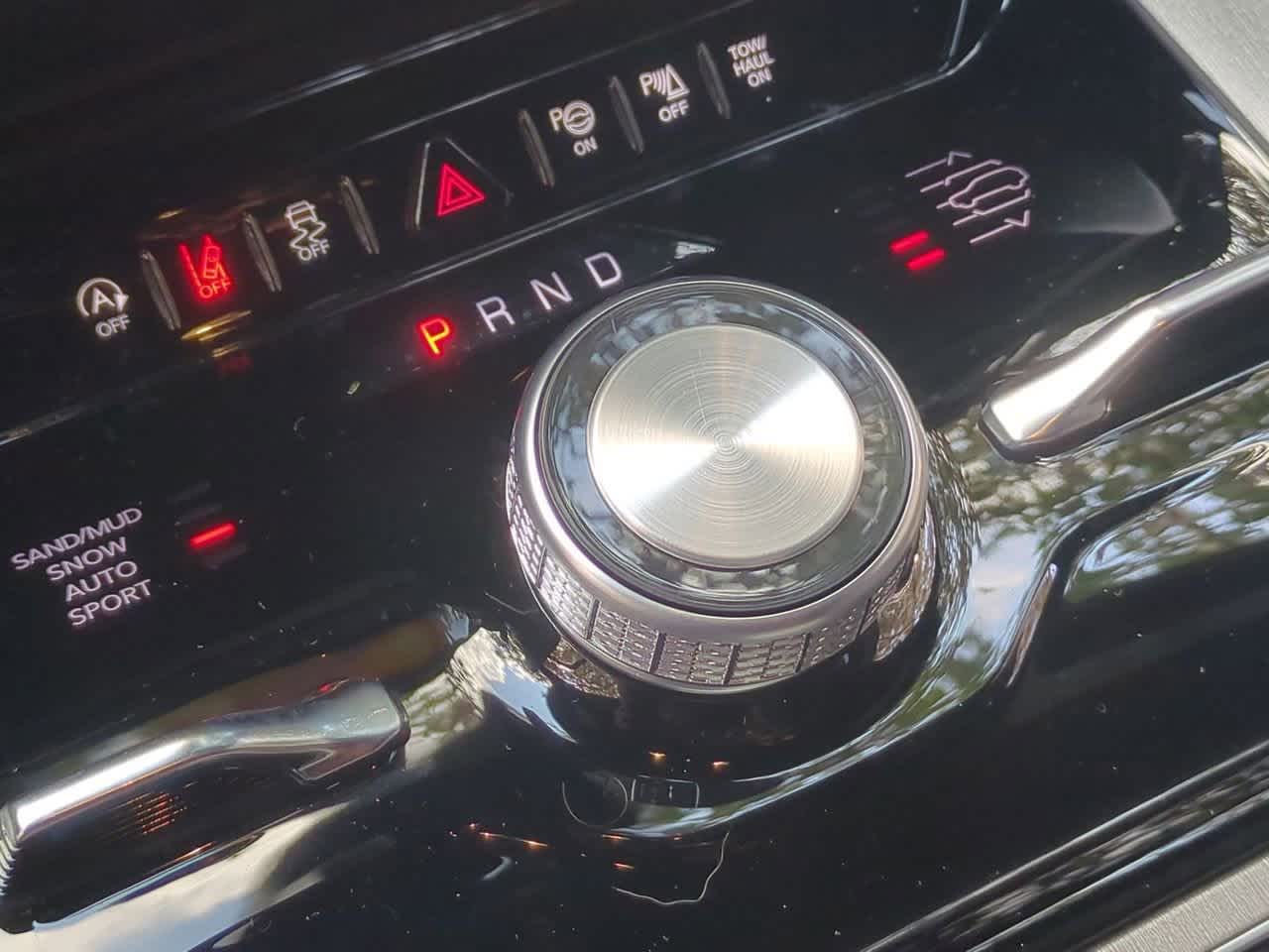 2025 Jeep Wagoneer WAGONEER CARBIDE 4X4