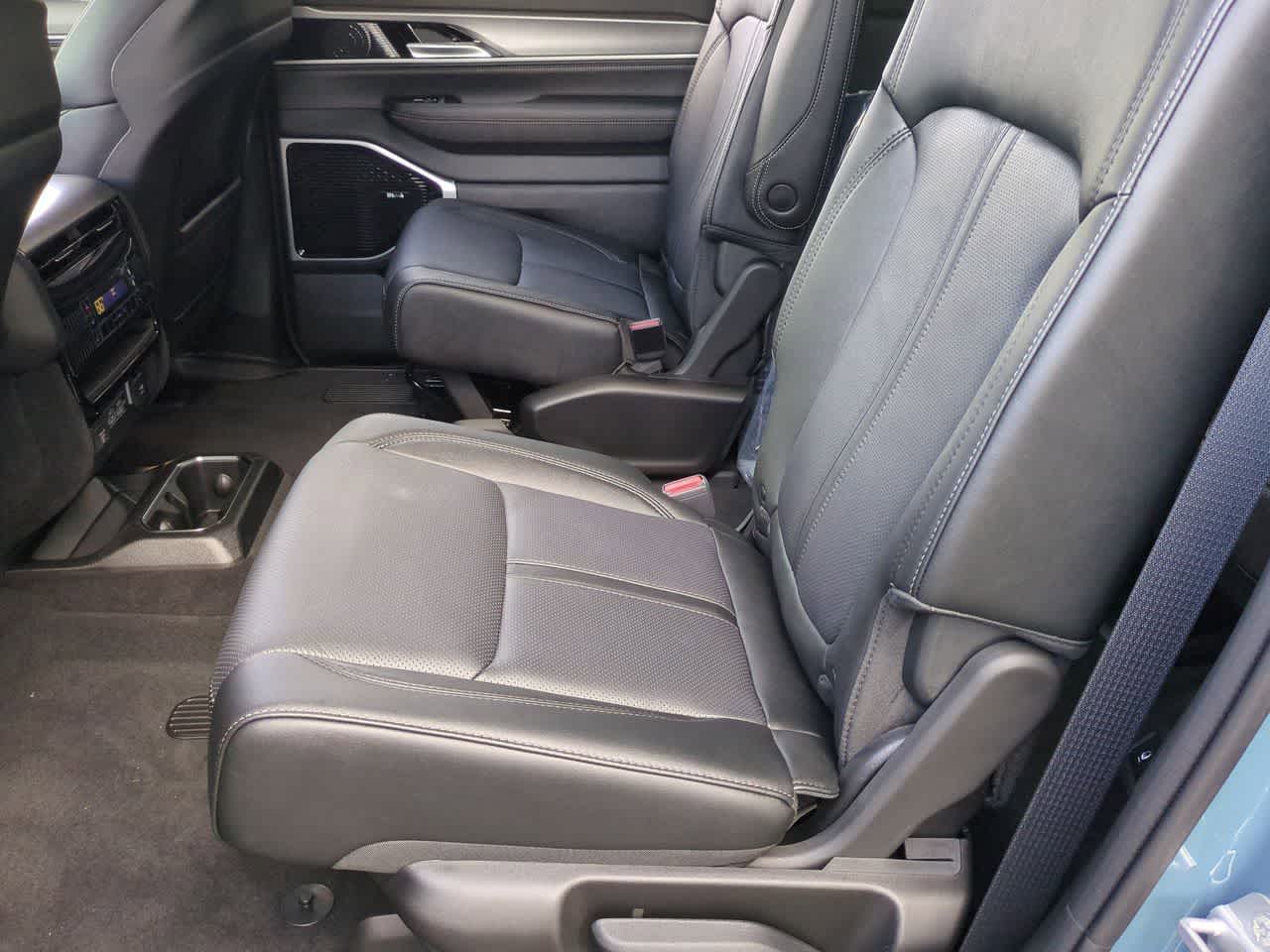 2026 Jeep Grand Wagoneer GRAND WAGONEER LIMITED ALTITUDE 4X4