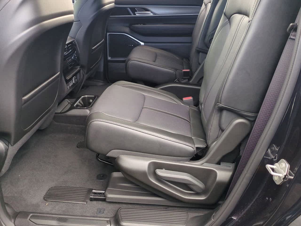 2025 Jeep Wagoneer WAGONEER CARBIDE 4X4