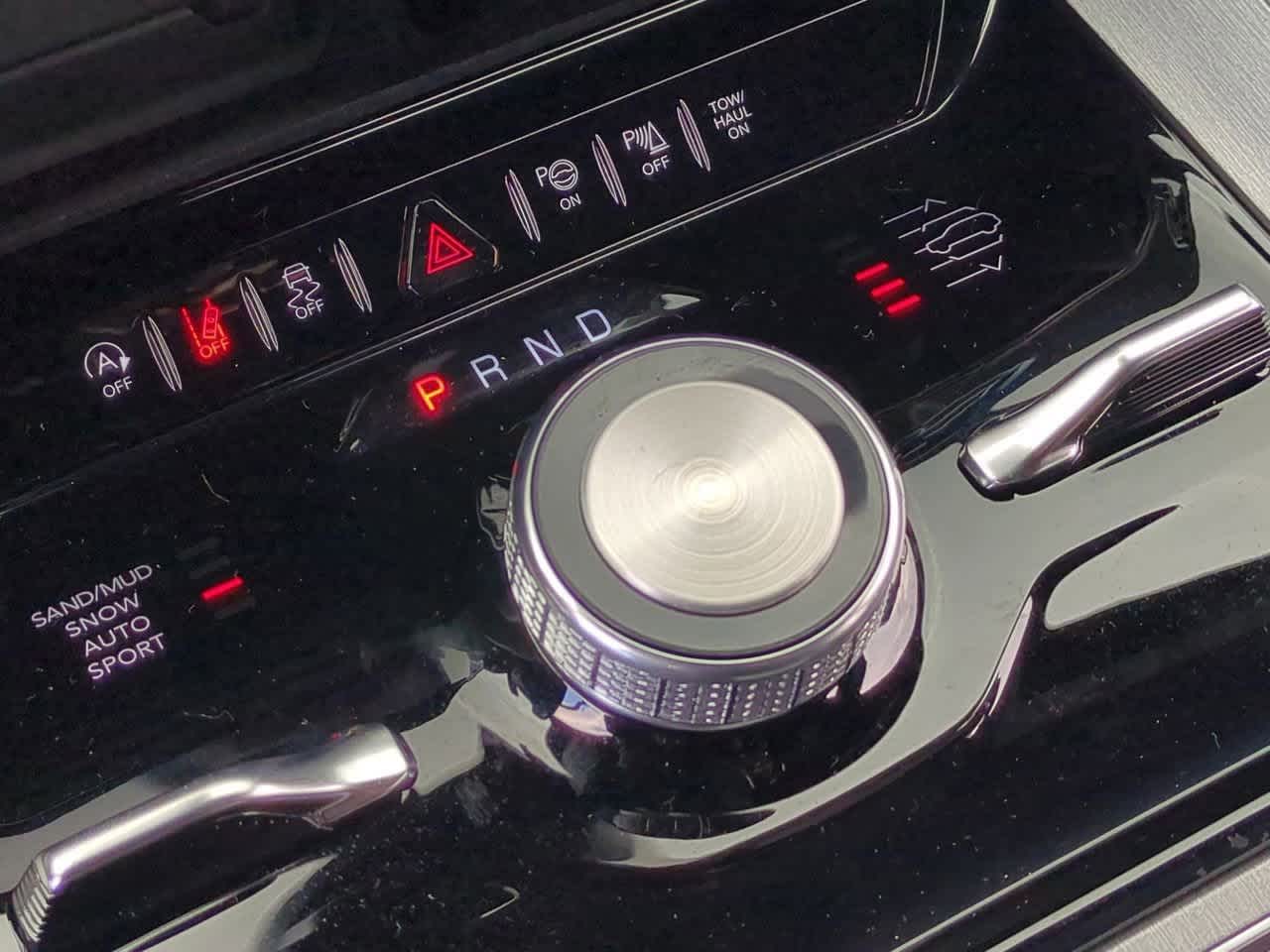 2025 Jeep Wagoneer WAGONEER CARBIDE 4X4