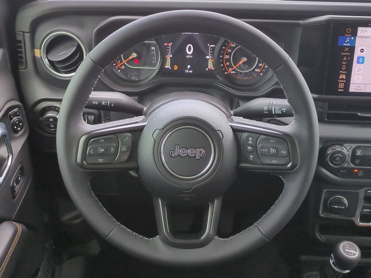 2026 Jeep Gladiator GLADIATOR SAHARA 4X4