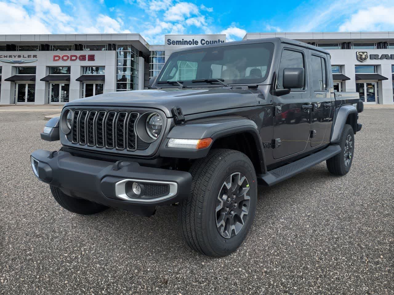 2026 Jeep Gladiator GLADIATOR SAHARA 4X4