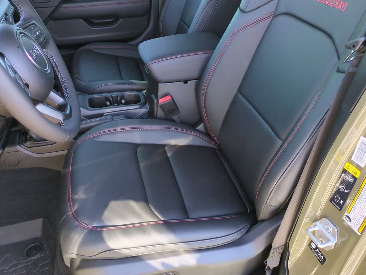 2025 Jeep Gladiator GLADIATOR RUBICON X 4X4