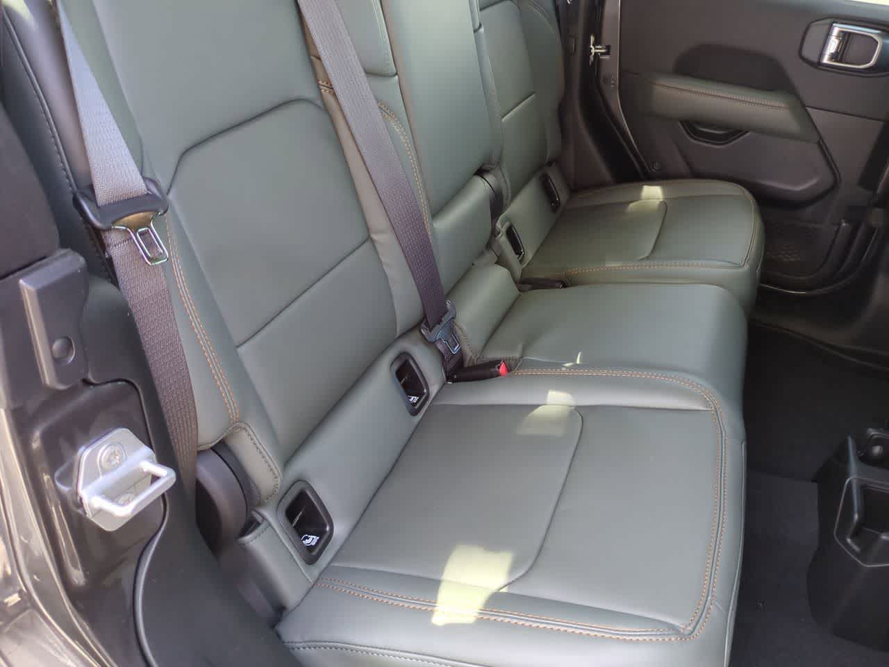 2026 Jeep Gladiator GLADIATOR MOJAVE X 4X4
