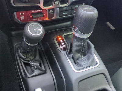 2026 Jeep Gladiator GLADIATOR MOJAVE X 4X4