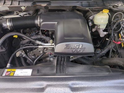2016 RAM 1500 SLT