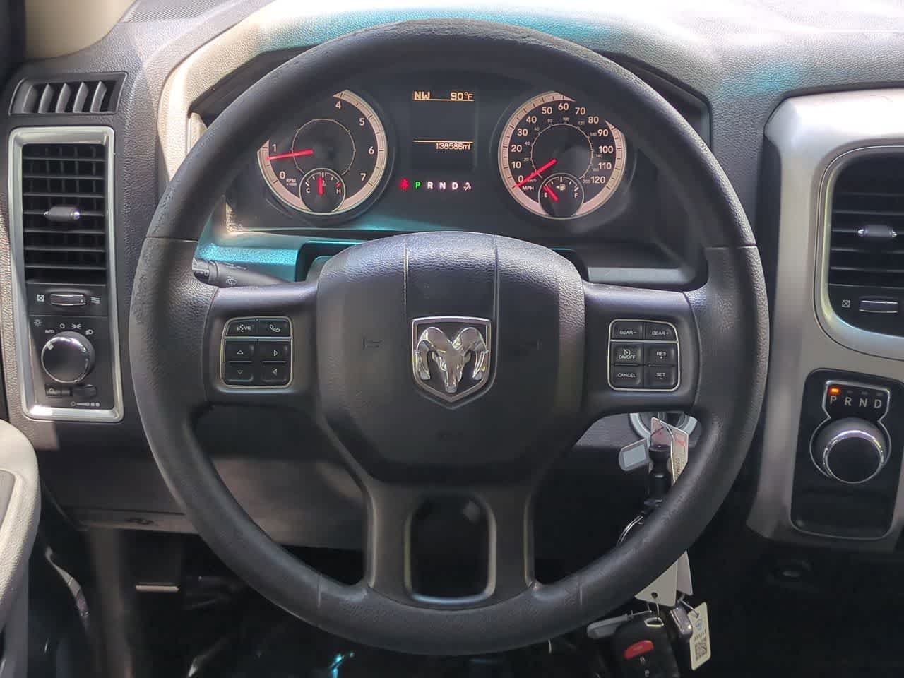 2016 RAM 1500 SLT