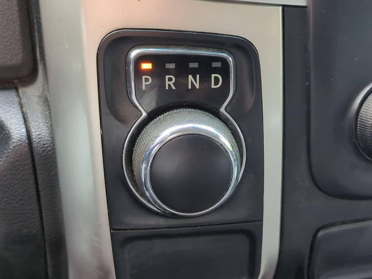 2016 RAM 1500 SLT