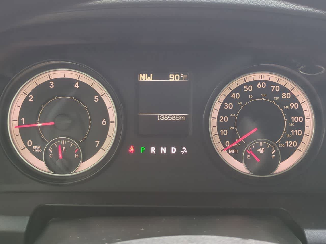 2016 RAM 1500 SLT
