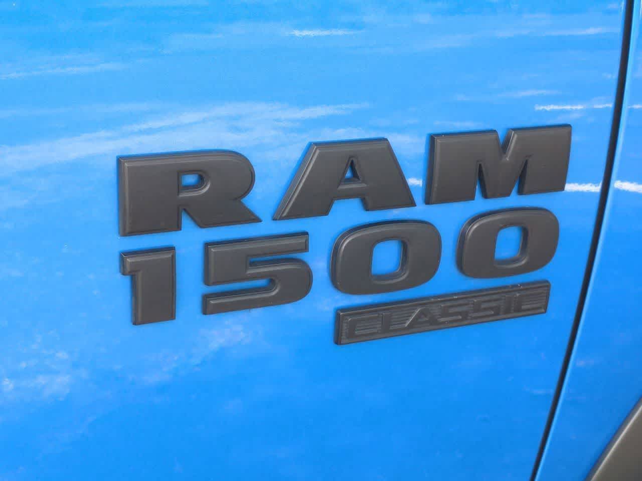 2024 RAM 1500 Classic Warlock Crew Cab 4x2 5'7' Box