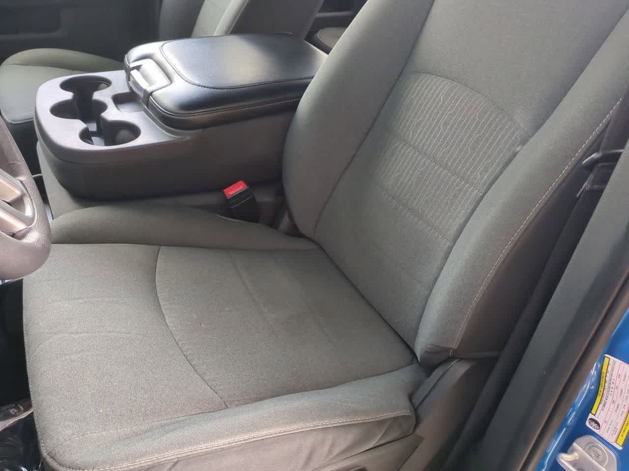 2024 RAM 1500 Classic Warlock Crew Cab 4x2 5'7' Box