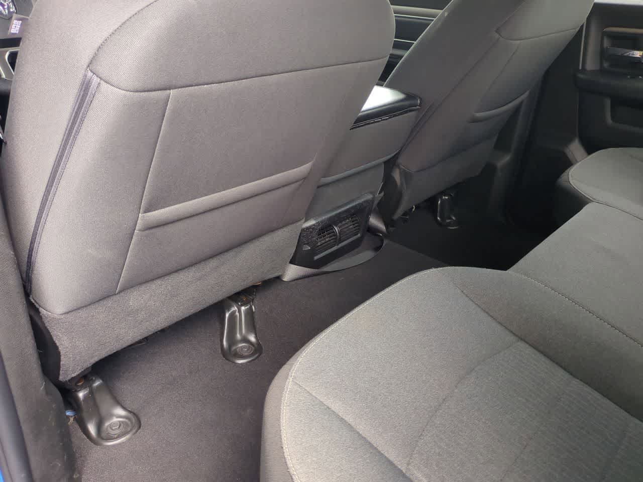 2024 RAM 1500 Classic Warlock Crew Cab 4x2 5'7' Box