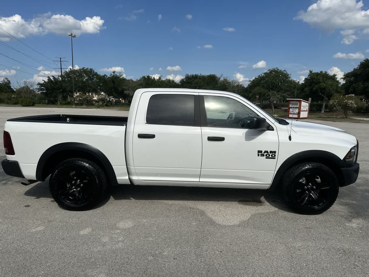 2024 RAM 1500 Classic Warlock Crew Cab 4x2 5'7' Box
