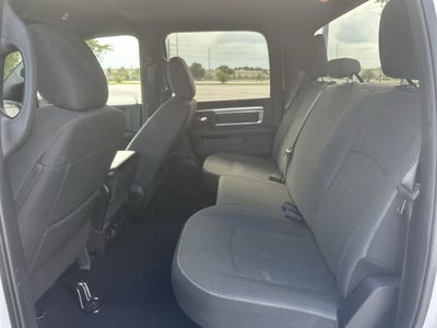 2024 RAM 1500 Classic Warlock Crew Cab 4x2 5'7' Box