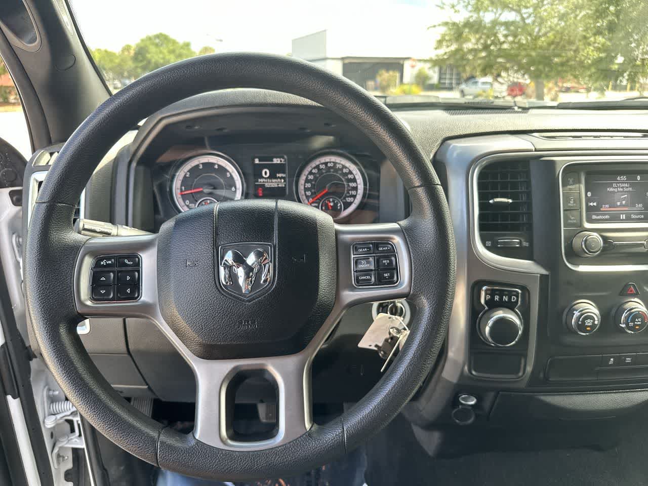 2024 RAM 1500 Classic Warlock Crew Cab 4x2 5'7' Box