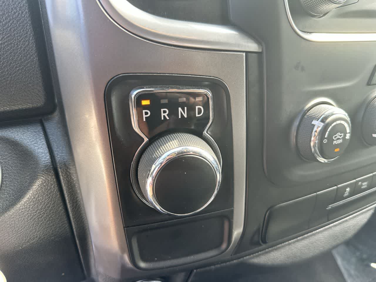 2024 RAM 1500 Classic Warlock Crew Cab 4x2 5'7' Box