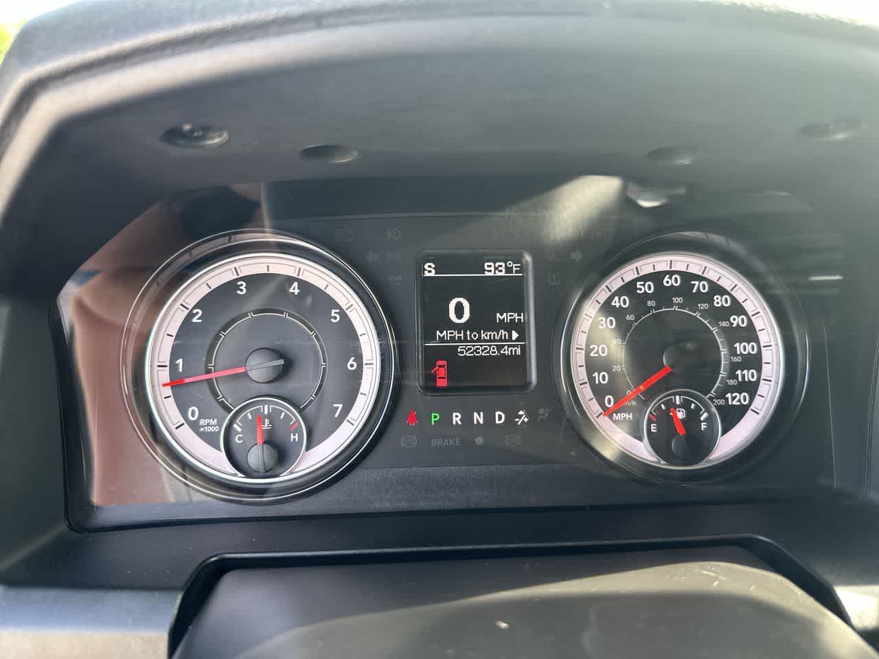 2024 RAM 1500 Classic Warlock Crew Cab 4x2 5'7' Box