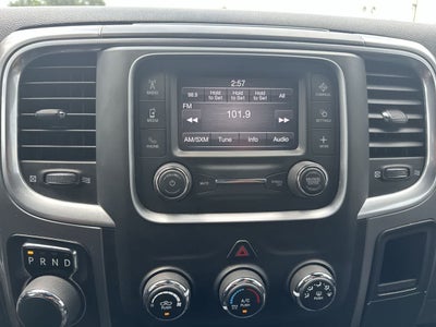 2024 RAM 1500 Classic Warlock Crew Cab 4x2 5'7' Box