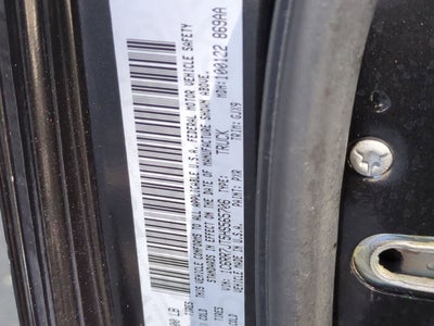 2017 RAM 1500 Laramie Quad Cab 4x4 6'4' Box