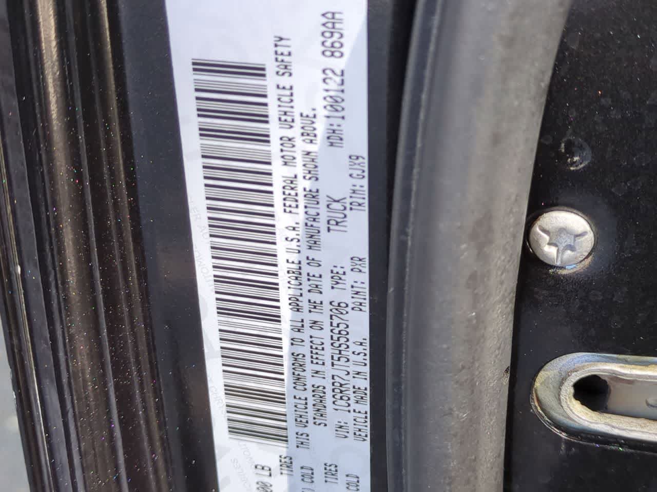 2017 RAM 1500 Laramie Quad Cab 4x4 6'4' Box