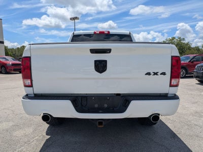 2018 RAM 1500 Express Crew Cab 4x4 5'7' Box