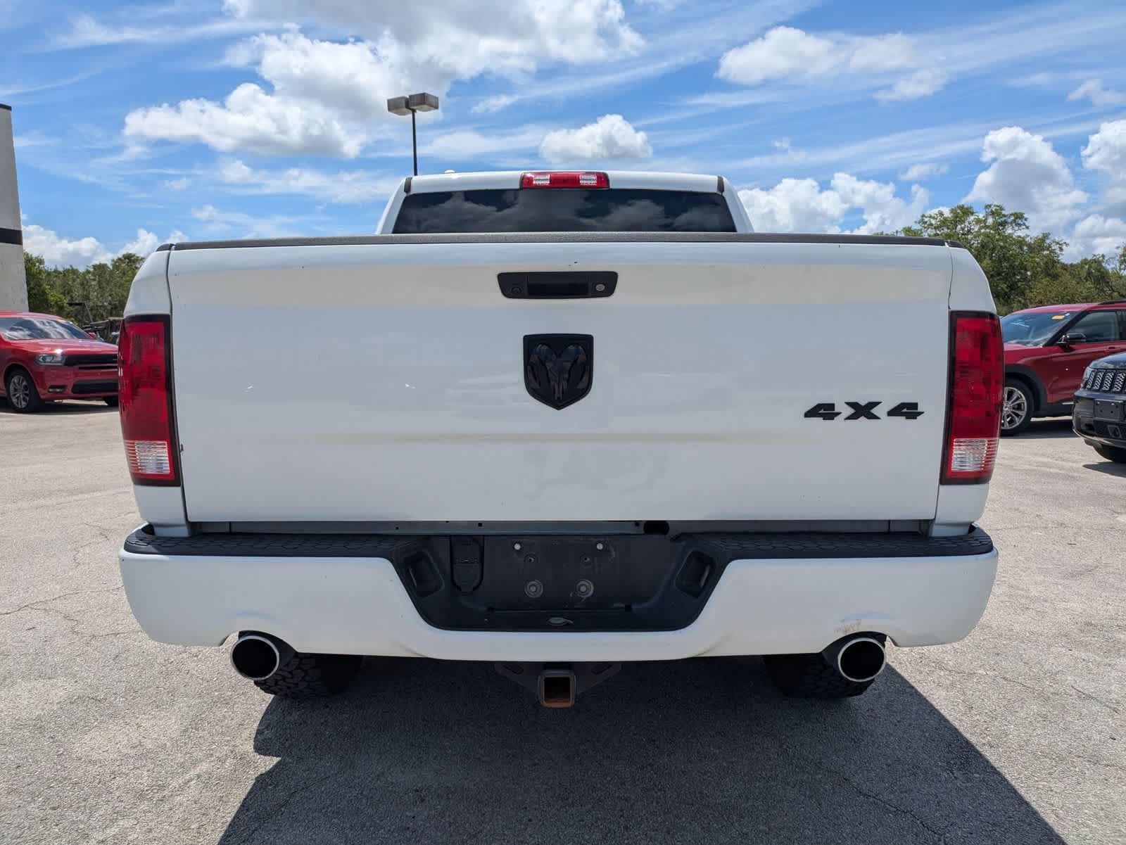 2018 RAM 1500 Express Crew Cab 4x4 5'7' Box