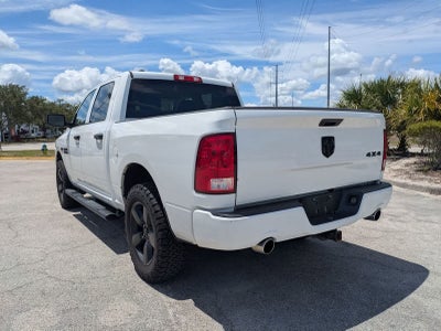 2018 RAM 1500 Express Crew Cab 4x4 5'7' Box